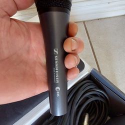 SENNHEISER PROFESSIONAL  MIC, CABLE AND STAND