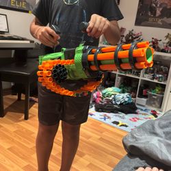 Motorized Foam Ball Blaster Toy – Rapid Fire Gatling Style