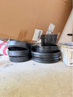Plates and bowls