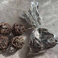 Vase Filler 6 Wicker Balls