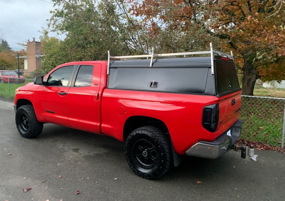 Toyota tundra canopy