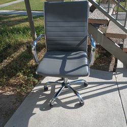Desk Chair 