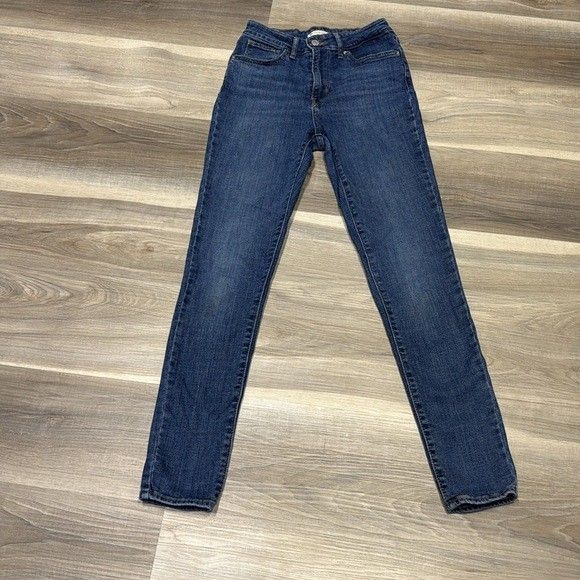 Levi’s 721 high rise skinny jeans size 26