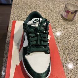 Nike Low Dunk