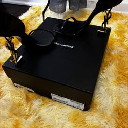 Womans YSL Heels
