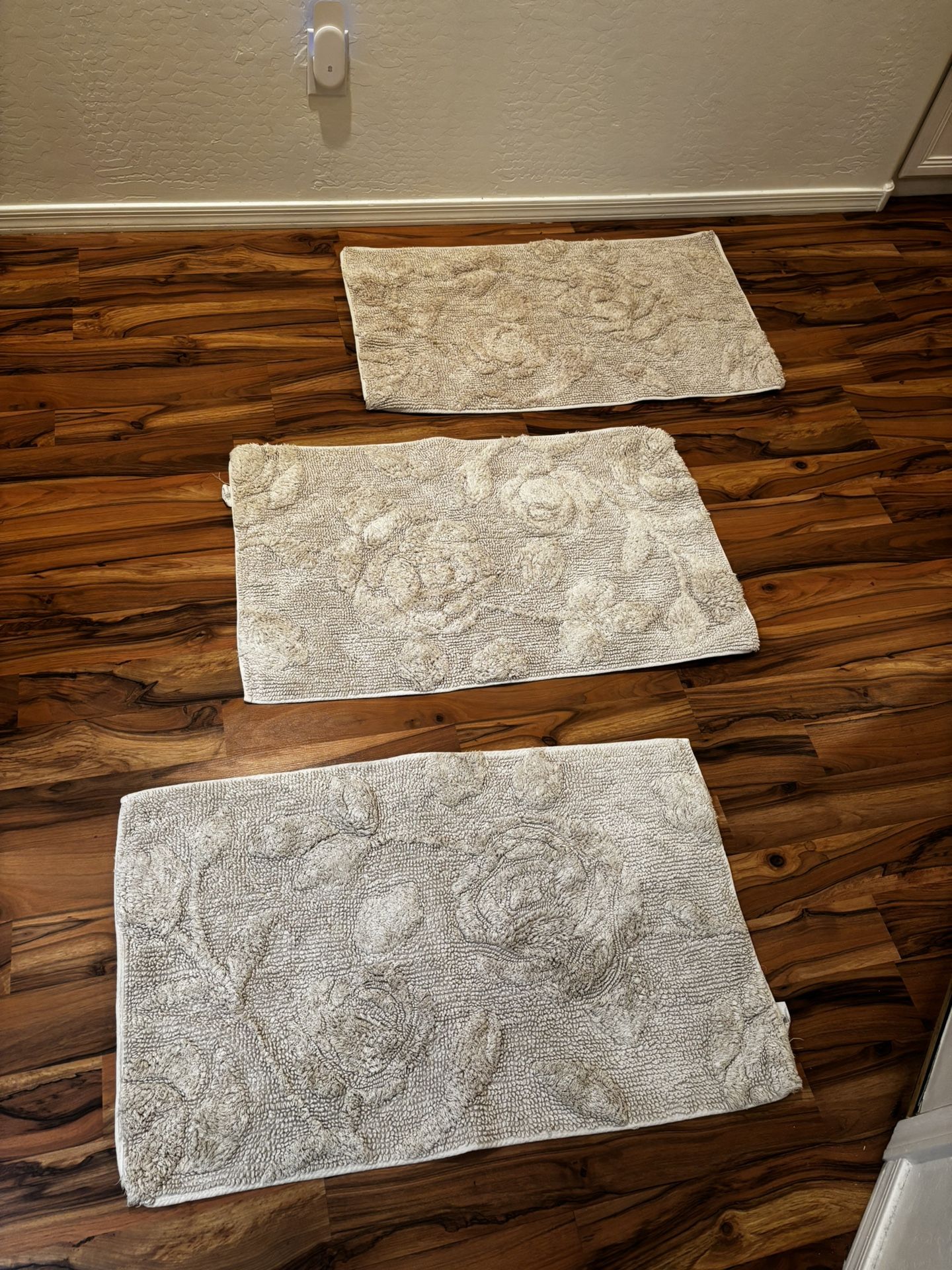 2x3.5 Ft Large Heavy Duty 3d Embossed Flowers Bathroom Floor (4) Matts X 4