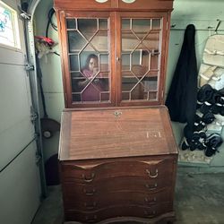 Jasper Mahogany governor Winthrop lighted secretary desk
