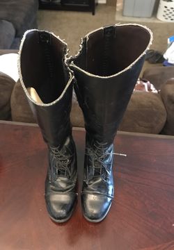 Girls size 5 English boots