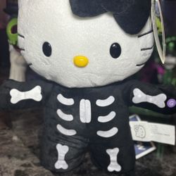 Hello Kitty Halloween Skeleton 
