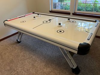 MD Sports Hockey Table! Great condition!!