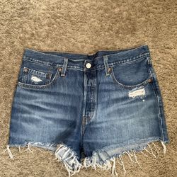 Levi's Women's 501 Shorts 