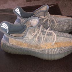 Yeezys Size 11 