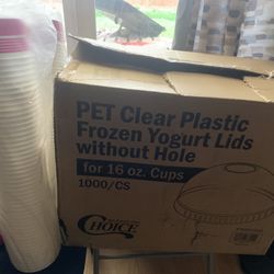 Ice Cream Cups  With Lids 16oz. 