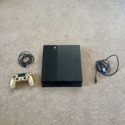PS4 With Controller (used)