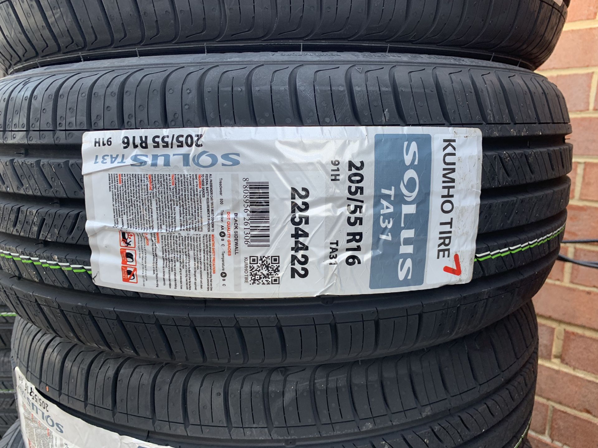 4 Brand New 205/55/16 Kumho Solus TA31 $400!!!