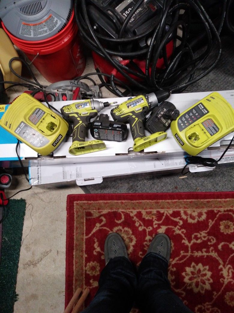 Ryobi Set 18 V