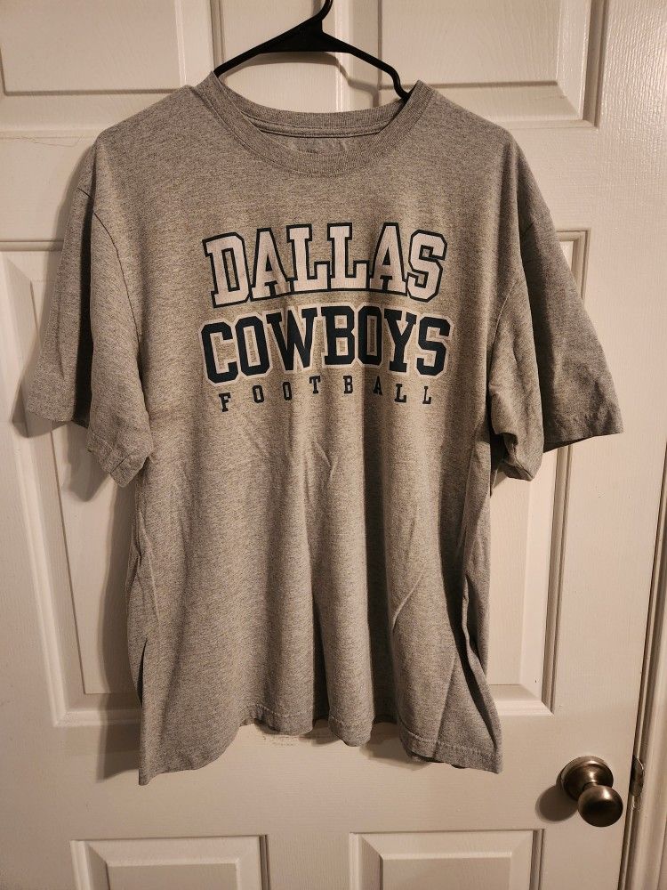 NEW DALLAS COWBOYS XL Muscle Tee Shirt for Sale in Mansfield, TX - OfferUp