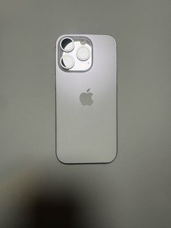 iPhone 16 pro 128 GB White Titanium FULLY UNLOCKED