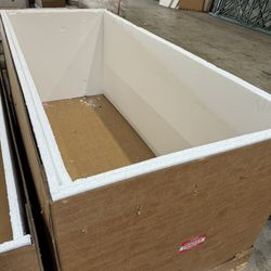 Huge Shipping Boxes , Creates 