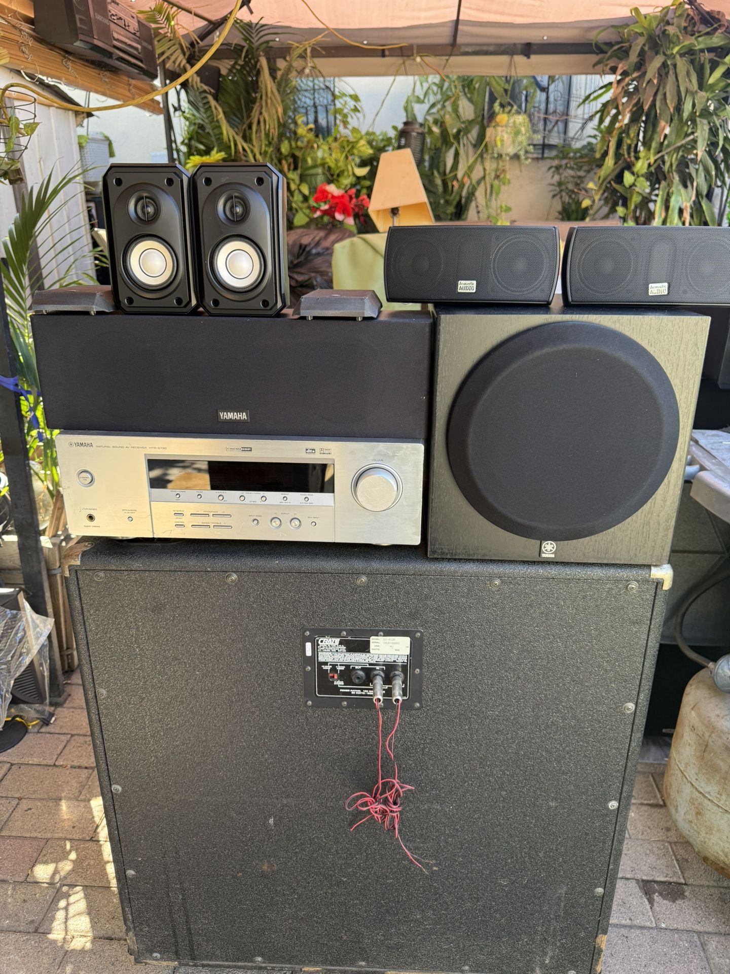 Yamaha Receiver And Speakers 