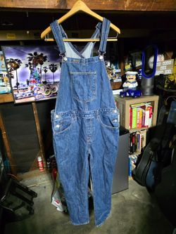 Vintage Levi's overalls, size large