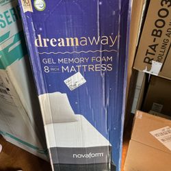 Novaform DreamAway 8 Gel Memory Foam Mattress