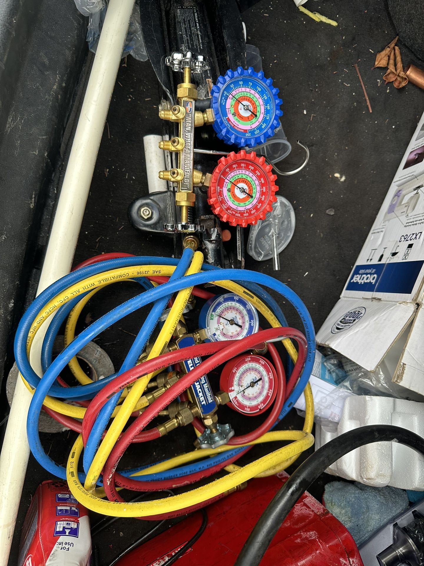 Yellow Jacket And Uniweld