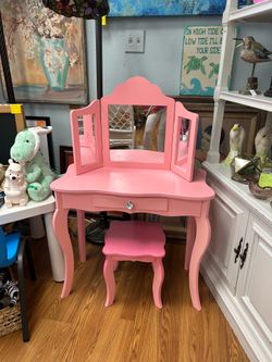 Kids Pink Vanity table with stool