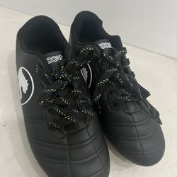 Puma Soccer Kids Shoes Size 5 