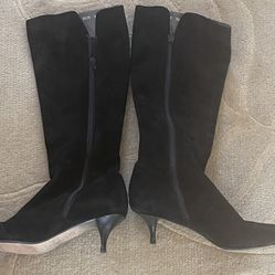 BLACK SUEDE/LEATHER KNEE HIGH POINTY BOOTS SIZE 7
