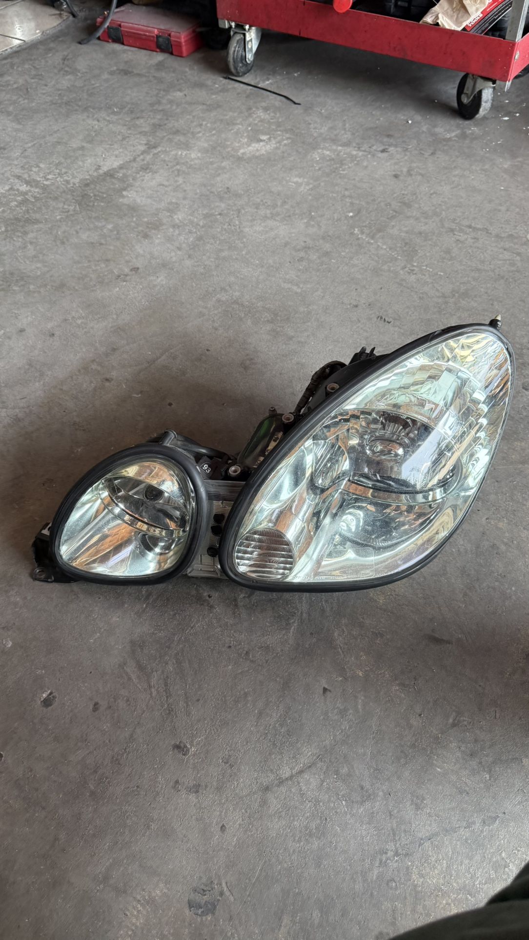 98-05 LEXUS GS400 HEADLIGHT XENON ADAPTIVE LEFT DRIVER S OEM (contact info removed)017 30233A L