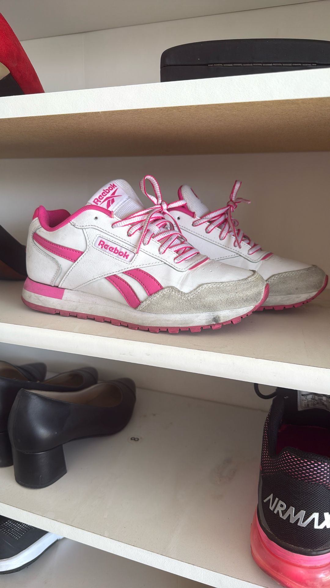 Reebok Size 6 $15