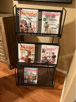 Magazine rack - decor