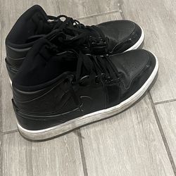 All black Jordan 1’s