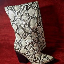 Fashion Nova Snake skin Boots 