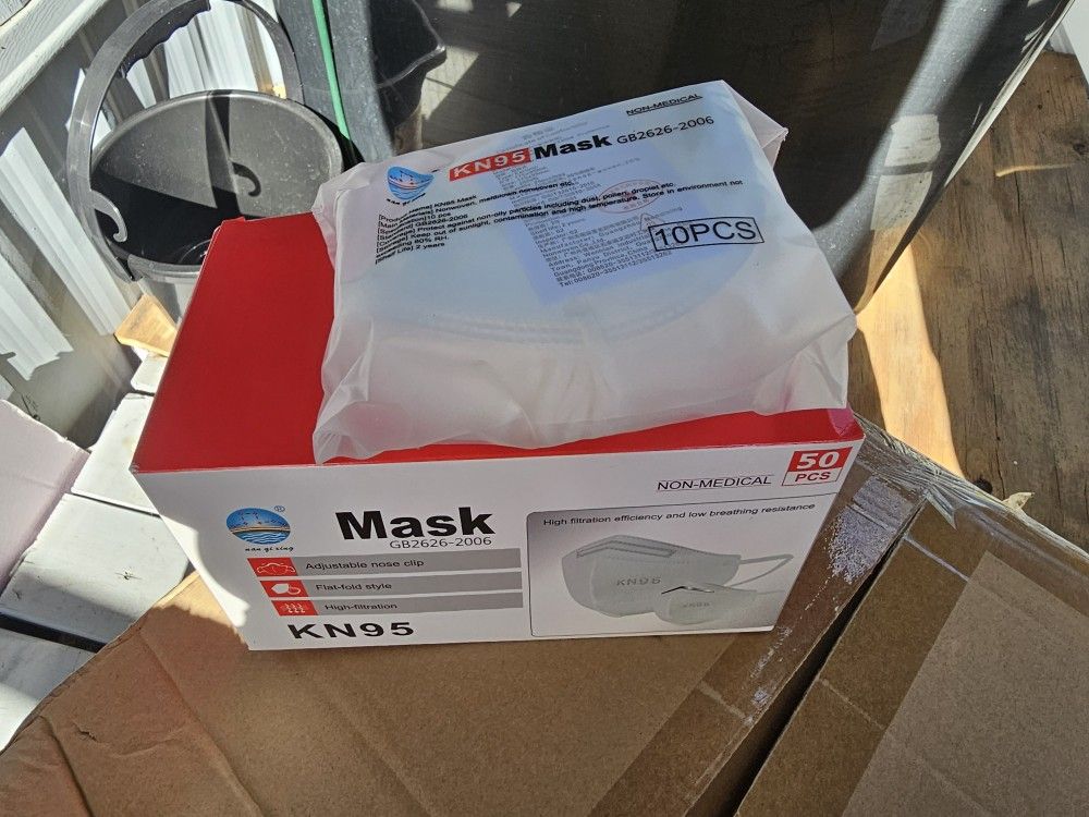 Mascarillas Kn95. Nuevas... 100. X. Toda. La Caja. Trae. 30. Cajas