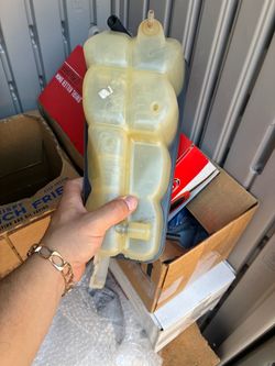 C6 coolant tank