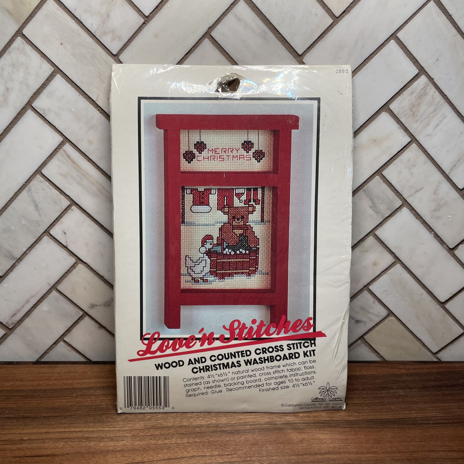 Love'n Stitches Teddy Bear & Goose Wood and Counted Cross Stitch Christmas Washboard Kit 4.5"x6.5"