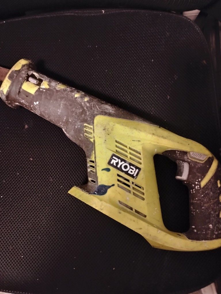 Ryobi P515 Reciprocating Saw