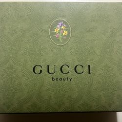 Gucci Bloom Perfume