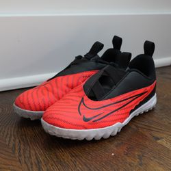 Nike Phantom GX Academy Turf Soccer Shoes – Size 2.5Y – $15