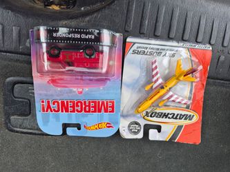 Hot Wheels Retro Emergency Rapid Responder Die Cast