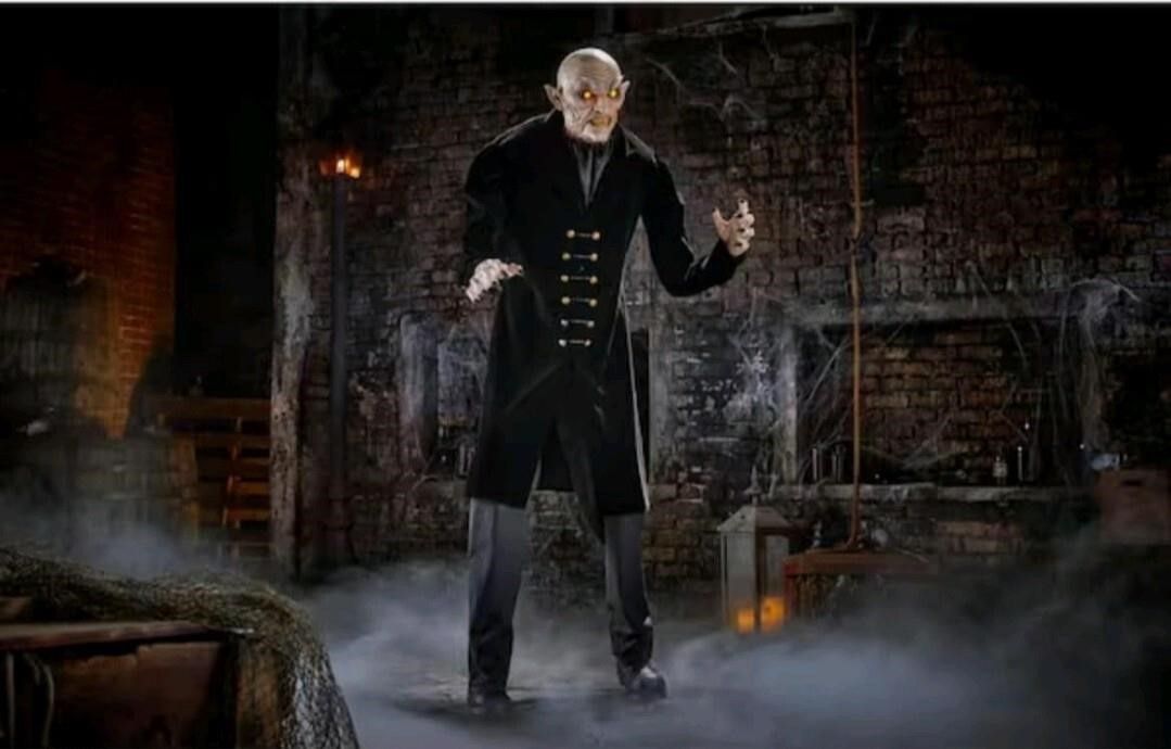 7 ft. Animated LED Victorian 1922 Vampire Halloween Animatronic