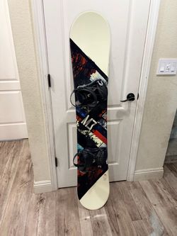 M3 SNOWBOARD WITH BINDINGS 157cm