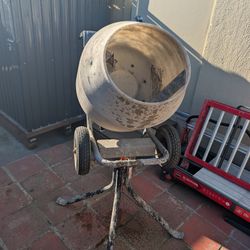 Revolvedora De Concreto 