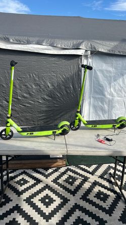 Lime Electric Scooter – Lot of 2