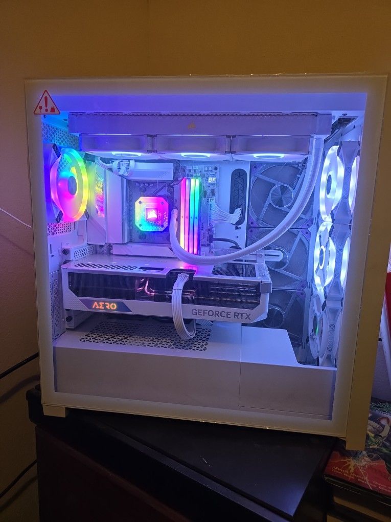 HIGH END GAMING PC 4080 SUPER ALL WHITE BUILD