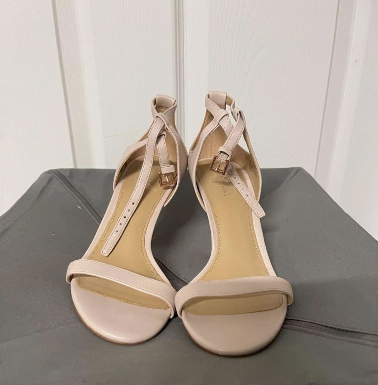 Michael Kors Heel New Size 5.5