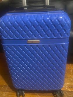 Hard shell spinning wheel suitcase