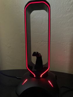 RGB Headset Stand and Gaming Headphone Stand Display with Mouse Bungee Cord Holder with USB 3.0 Hub for Wired or Wireless Headsets for Xbox, PS4, PC